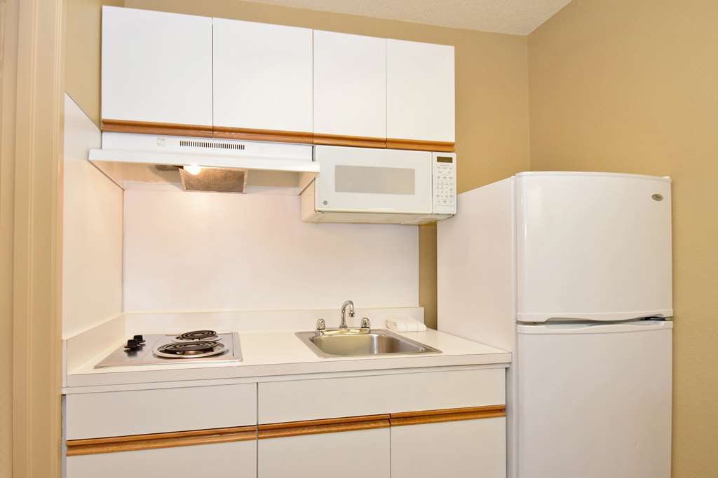 Extended Stay America Select Suites - Durham - University - Ivy Creek Blvd Номер фото